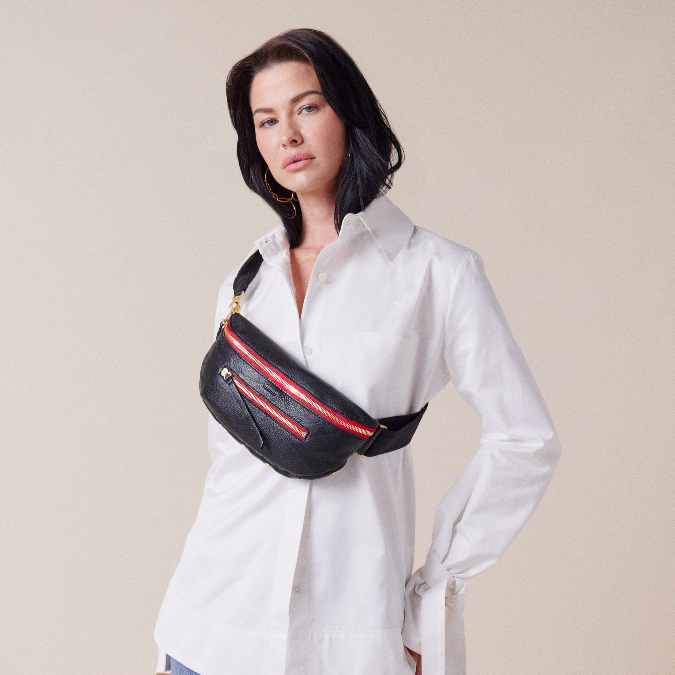 Charles-Crossbody-Med-Black-BG-RedZip-20.jpg
