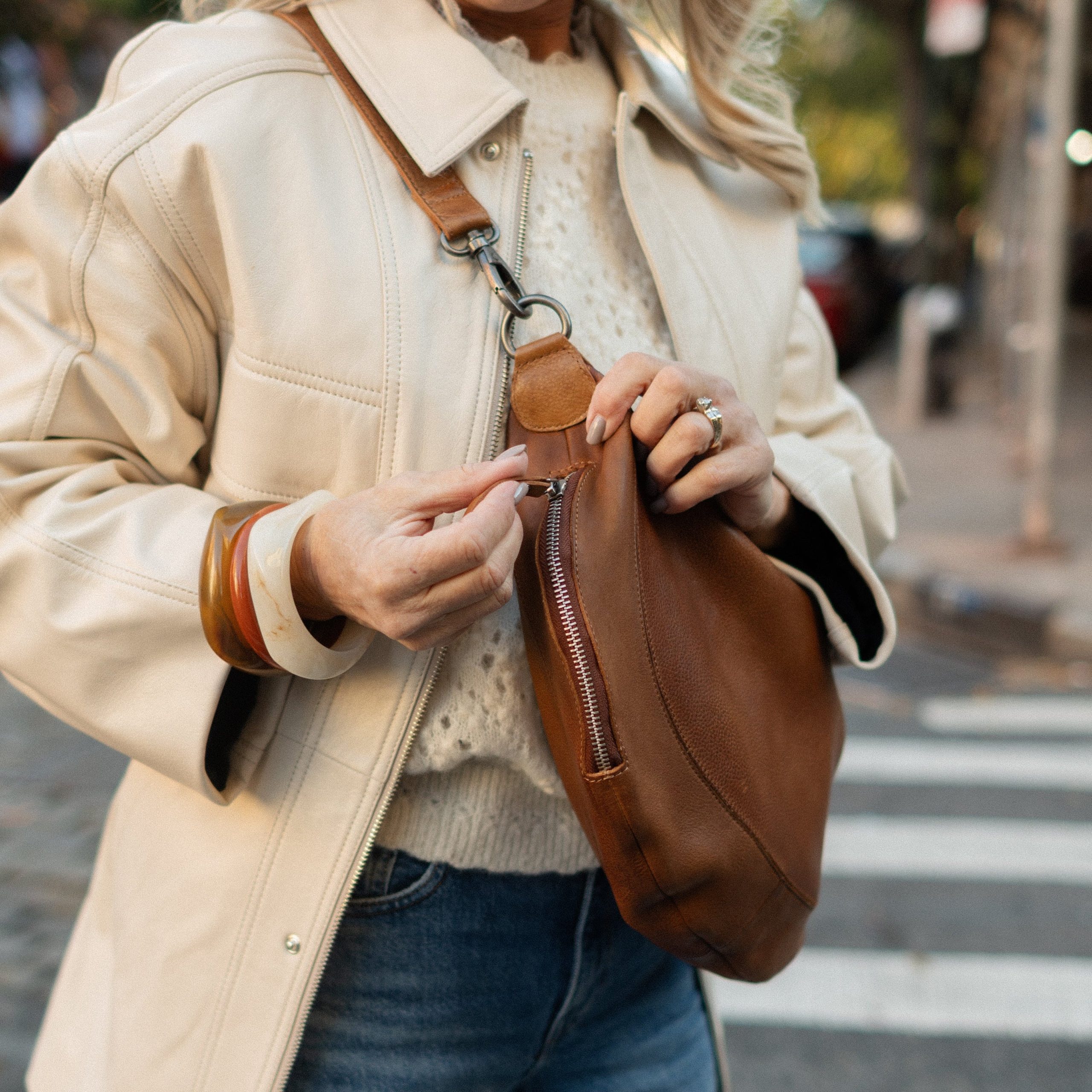 Copy_of_Image_Callie_Sling_Cognac_Lifestyle_2.jpg