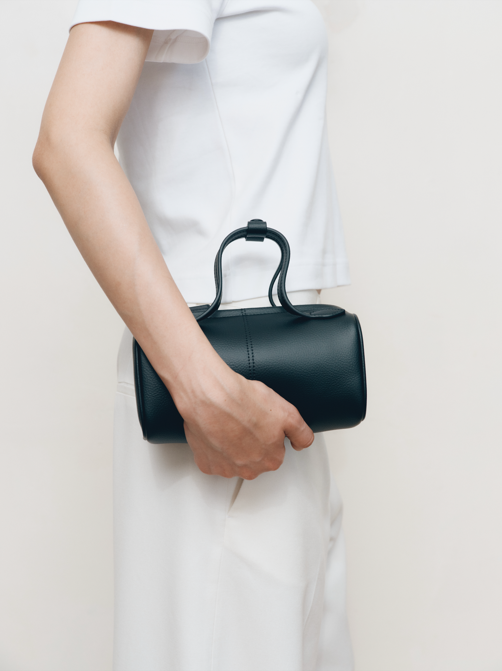 Freja_Ecomm-Jane_blk_3.png