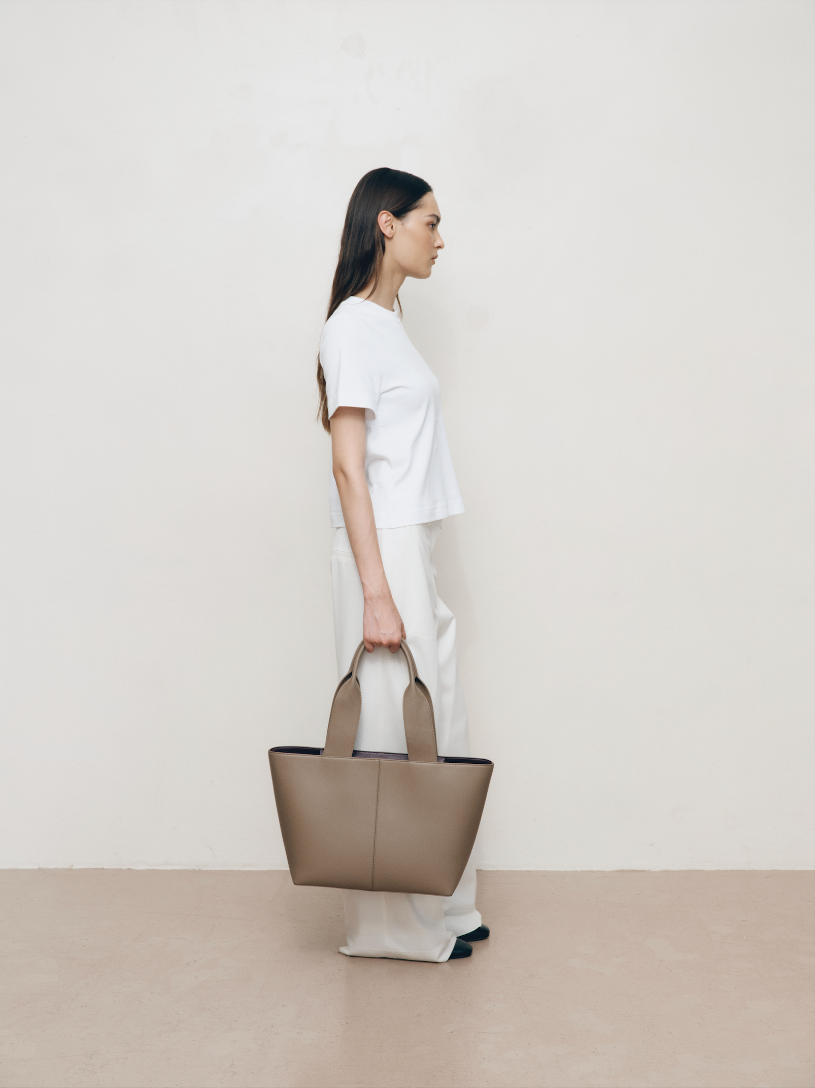 Freja_Ecomm-Lafayette_taupe_1.png