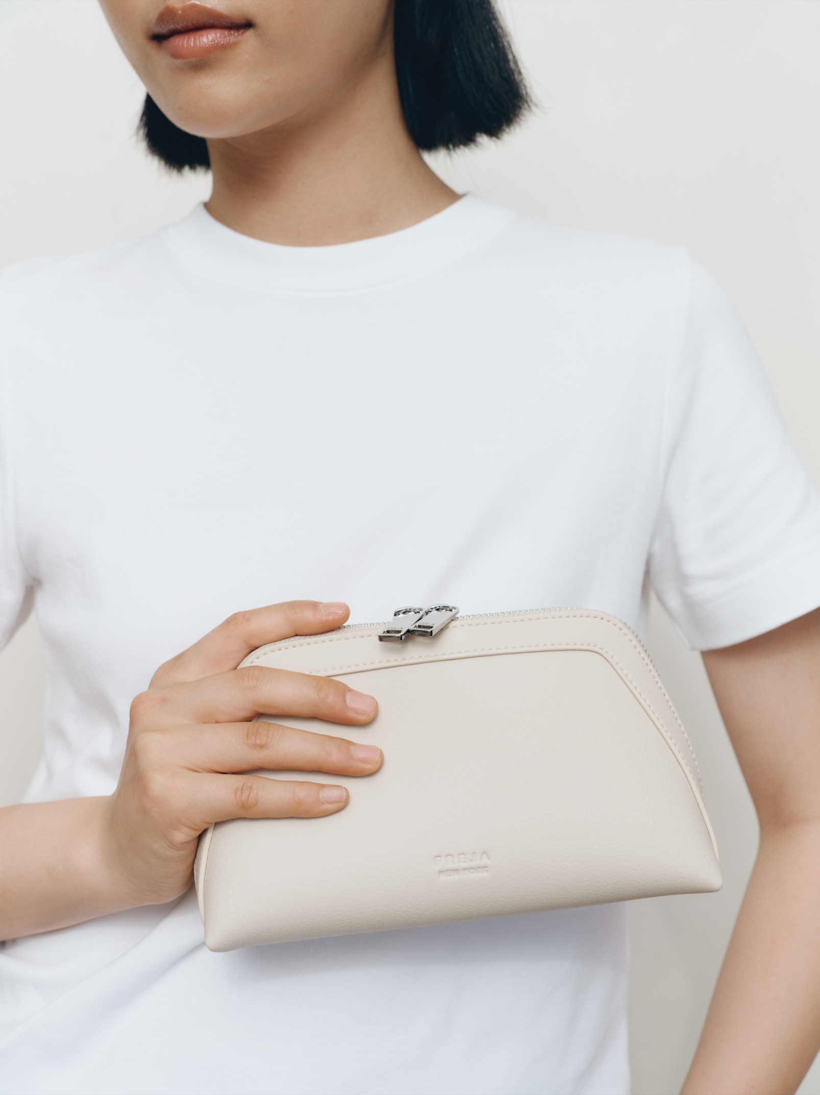 Freja_Ecomm-Travel_Pouch_8_oat.png