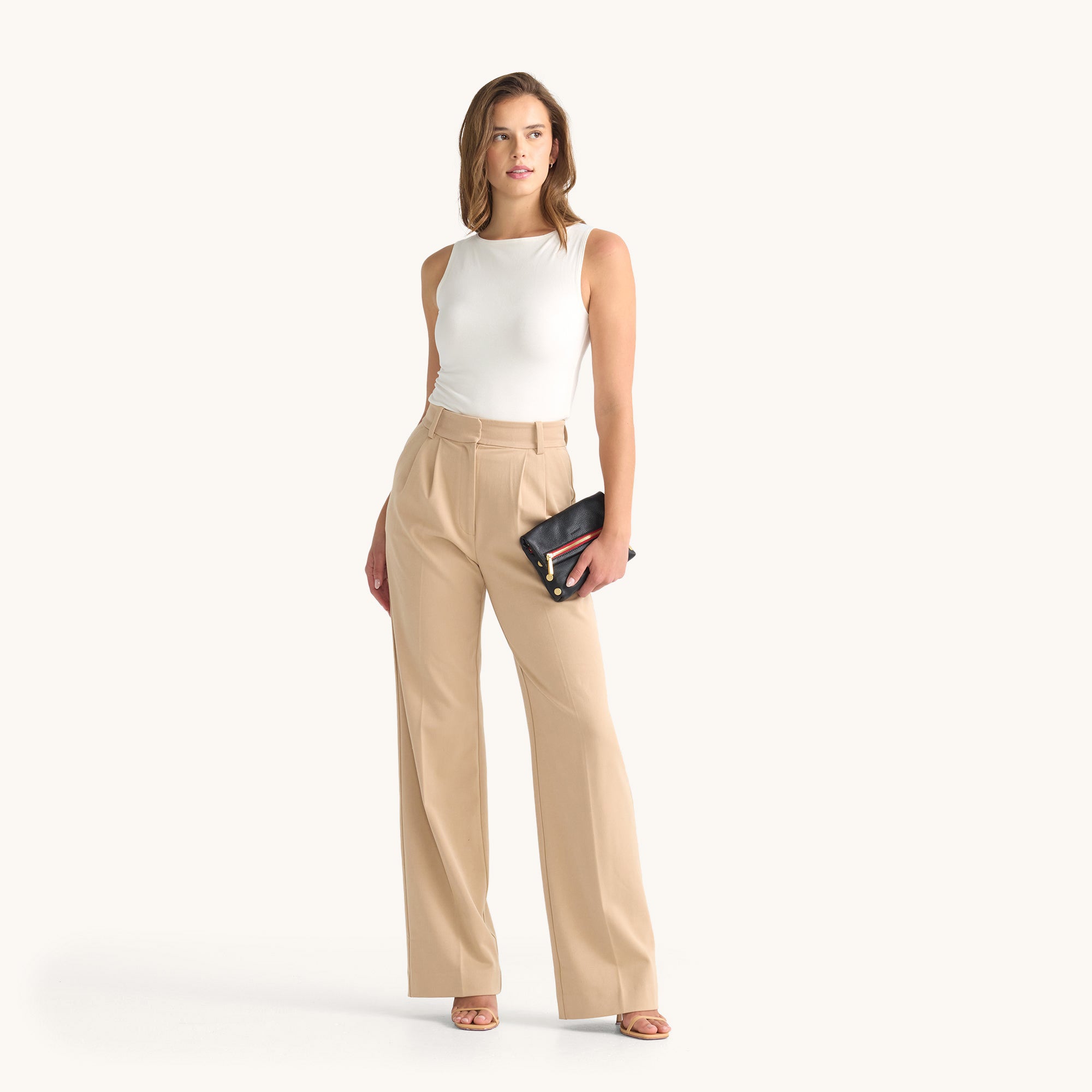 Hammitt_vip-sml-blk-bg-r-zip-clutch-8.jpg