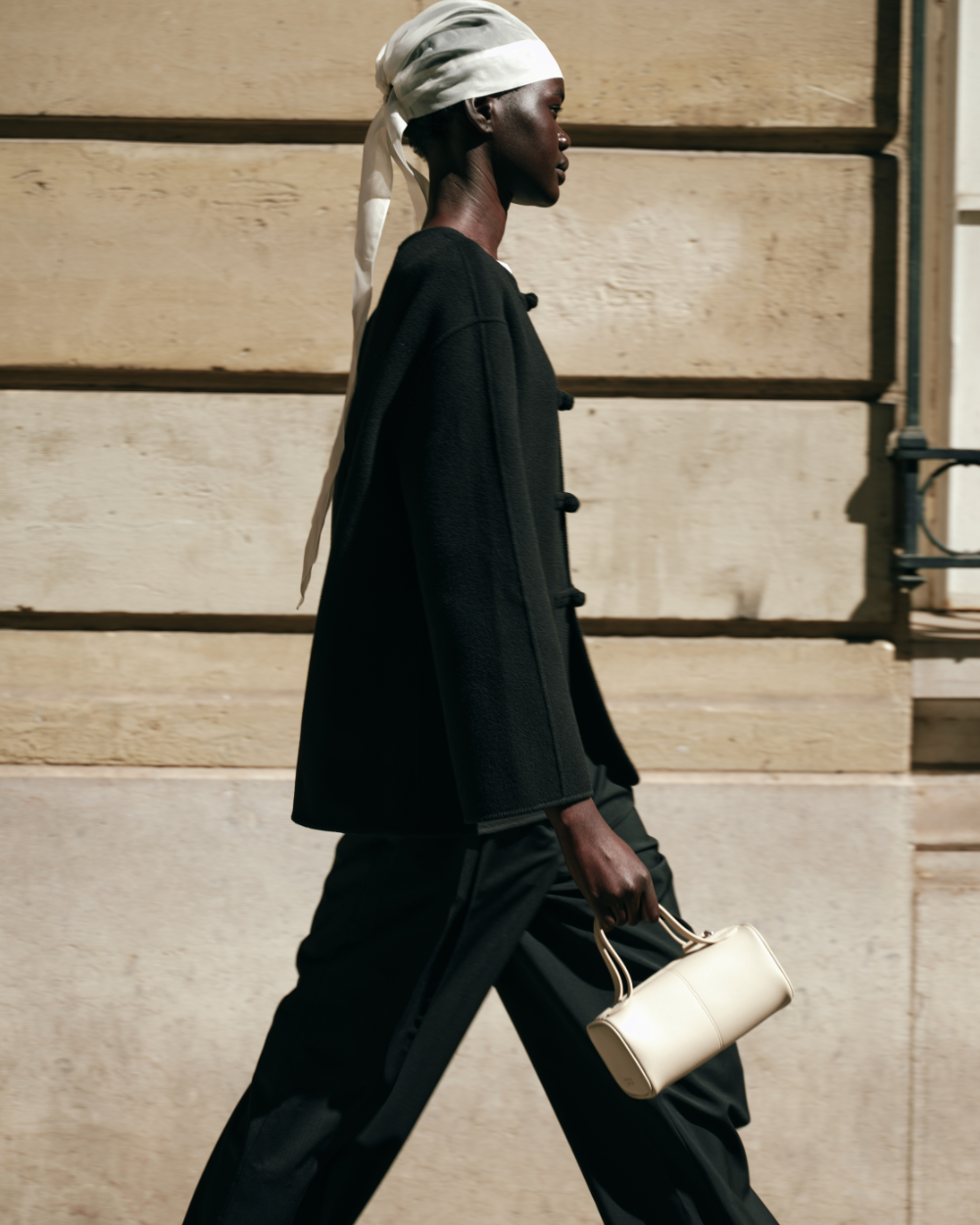 Jane_bag_in_oat_-_Paris_campaign_shoot_2.png